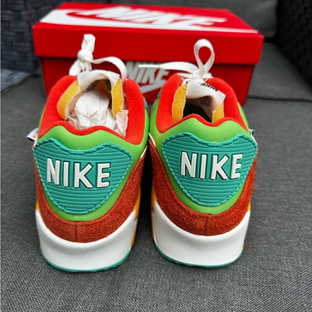 Nike Air Max 90 SE - Picture 4 of 7